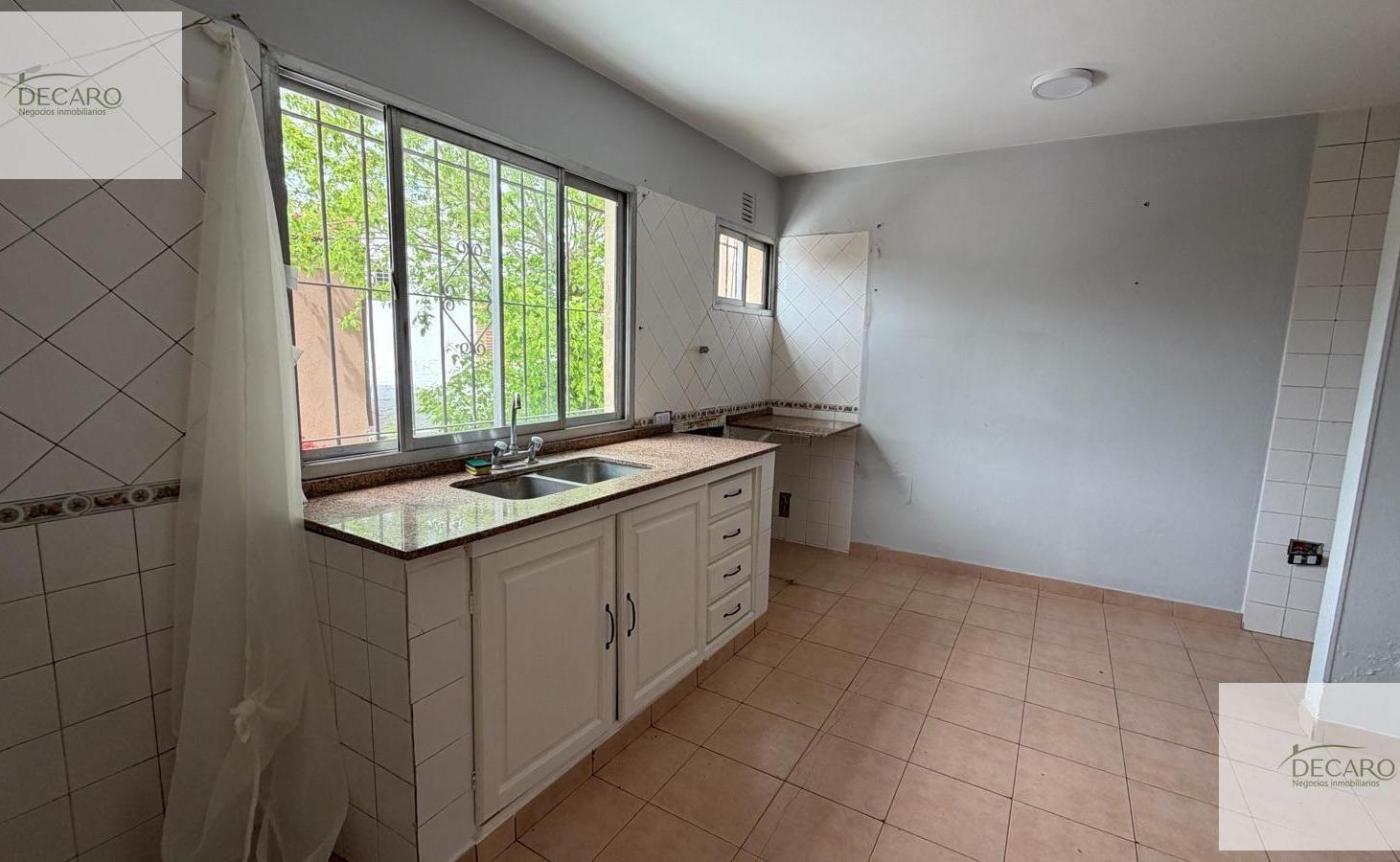 Foto de Casa PH de 5 ambientes para la venta en Pilar, imagen 2