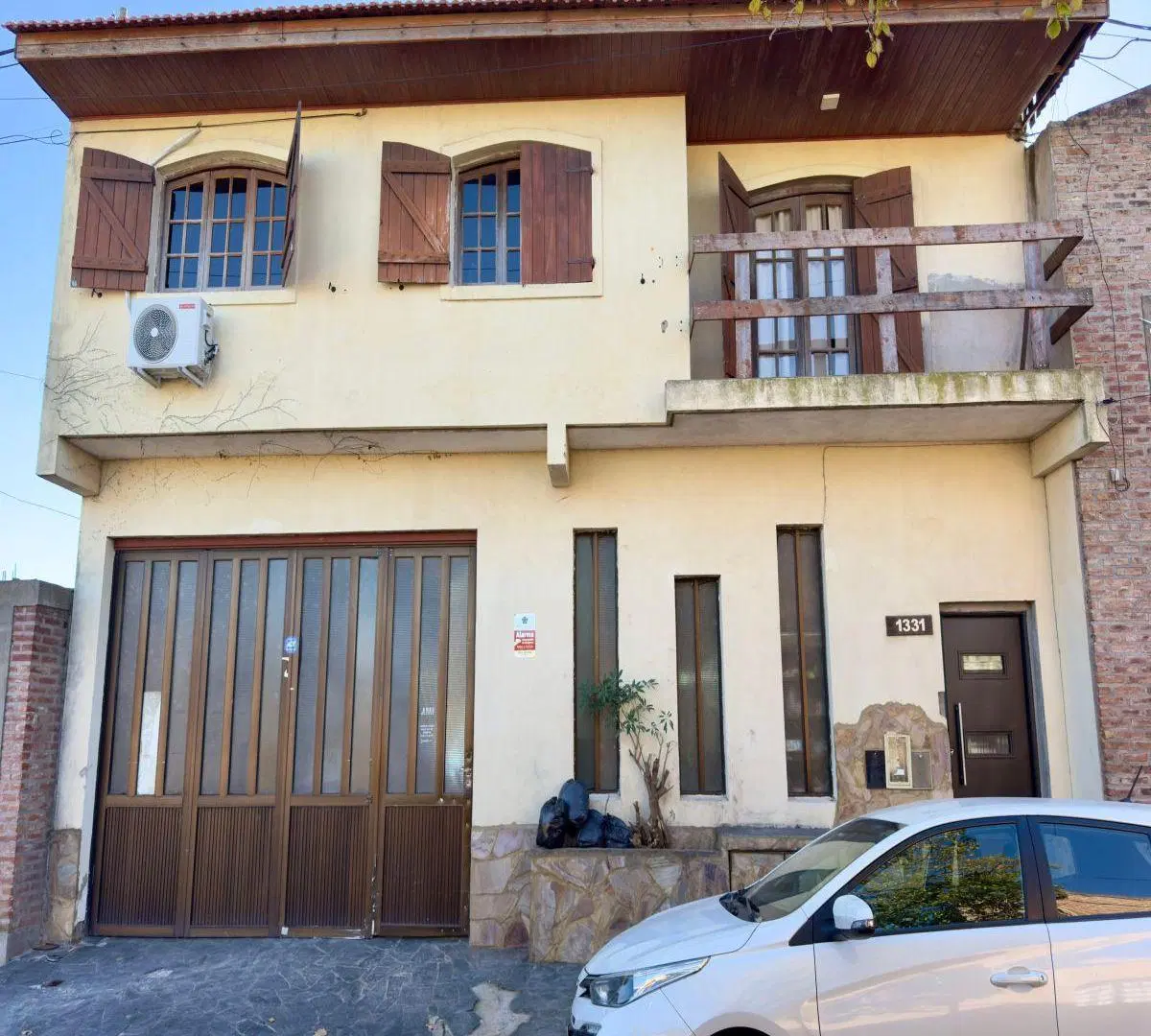 Casa En Ph, En Planta Alta, 3 Dormitorios, 2 Baños, Balcon, Patio, Parrilla 4