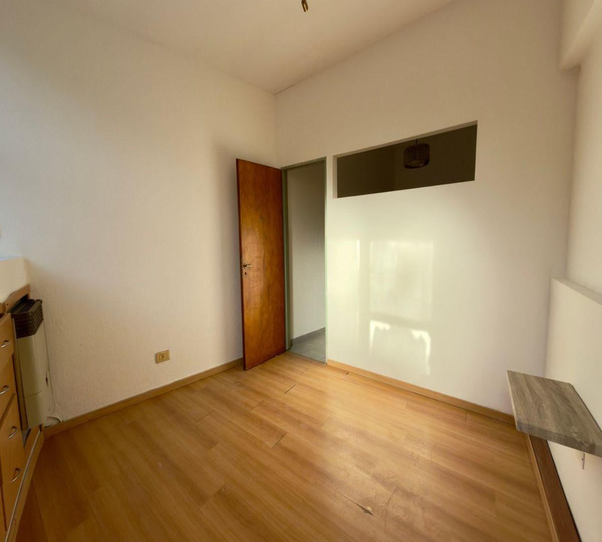 Foto de Departamento De 1 Dormitorio En Venta, imagen 5