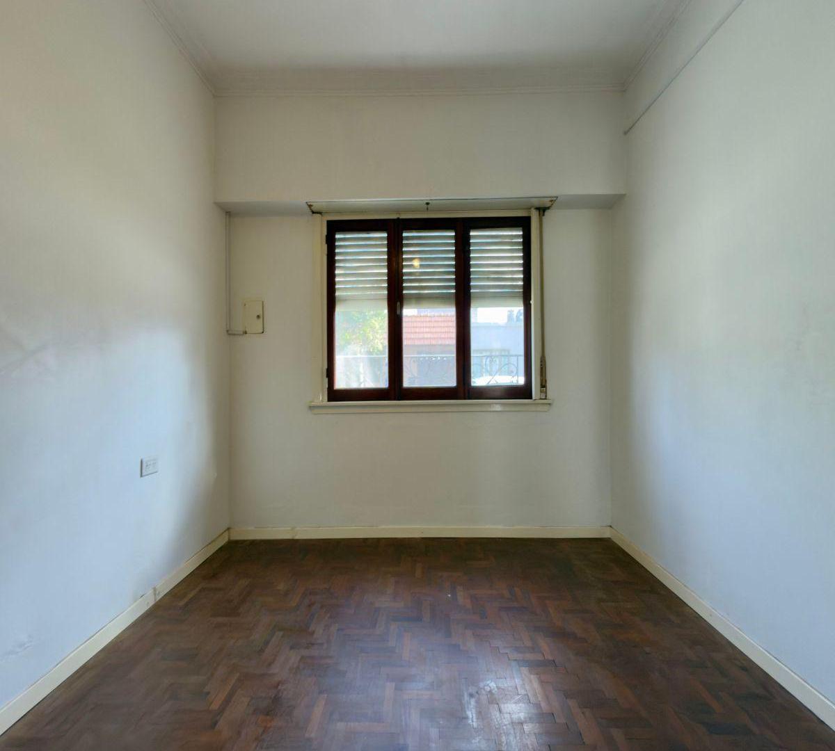 Foto de Casa En Alquiler, 2 Dormitorios, Cochera, Jardin, La Plata, imagen 5
