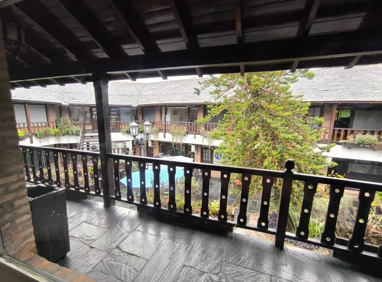 LOCAL EN VENTA Y ALQUILER EN SAN ISIDRO 24 M2 4