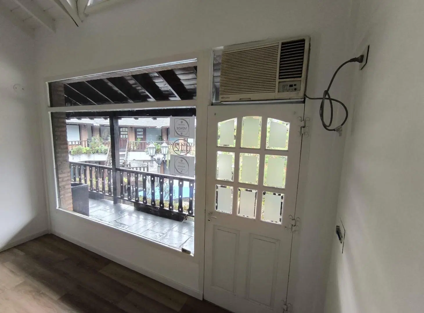 LOCAL EN VENTA Y ALQUILER EN SAN ISIDRO 24 M2 2