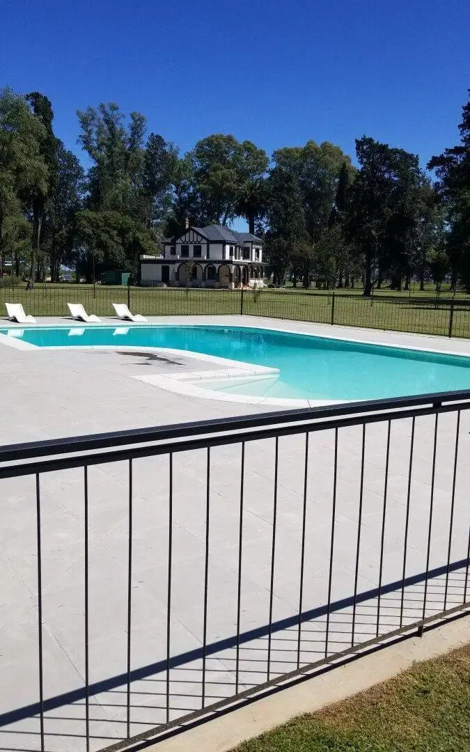 VENTA DE  LOTE EN BARRIO POLO, TRES PINOS.  GENERAL RODRIGUEZ 4