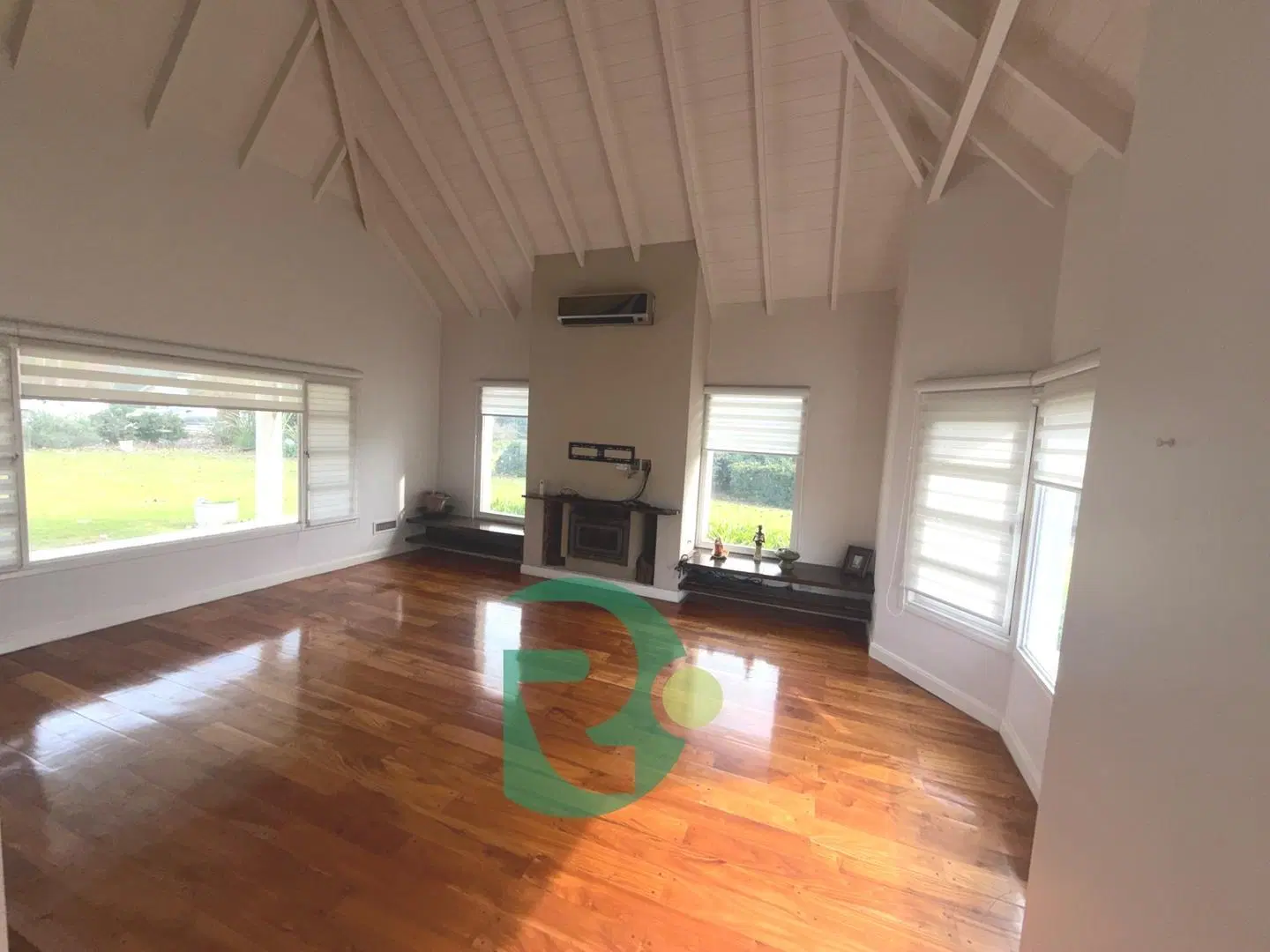 Venta Casa 5 amb.Lote 1500mts.San Diego Country Club.Moreno 4
