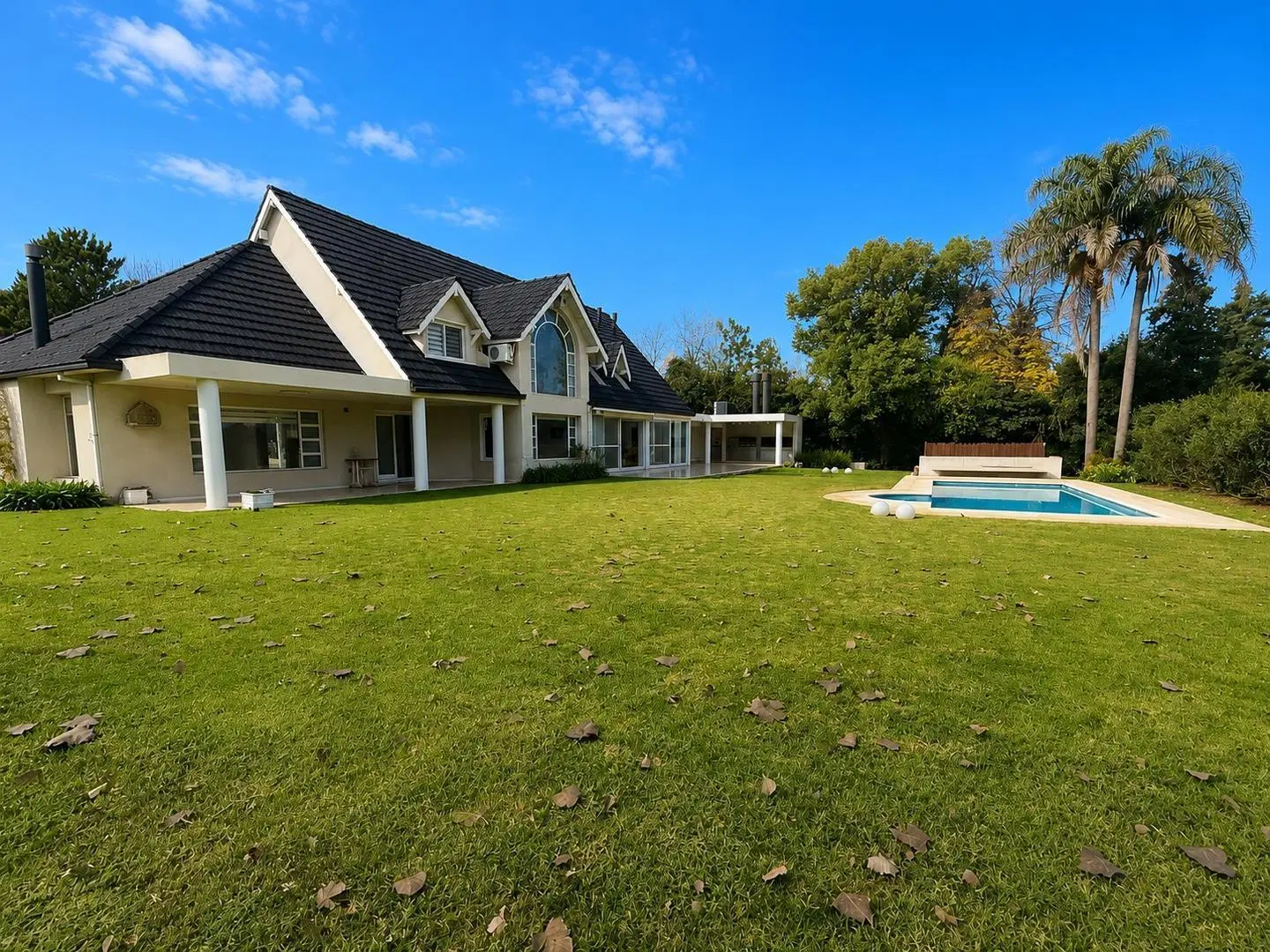 Venta Casa 5 amb.Lote 1500mts.San Diego Country Club.Moreno 4