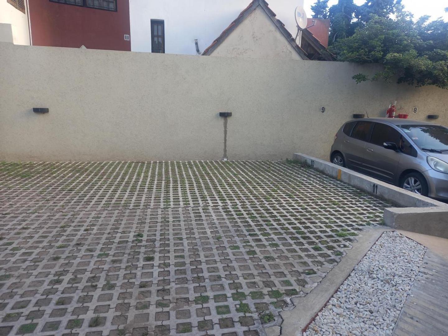 Foto de VENTA COCHERA DESCUBIERTA ITUZAINGO SUR, imagen 4