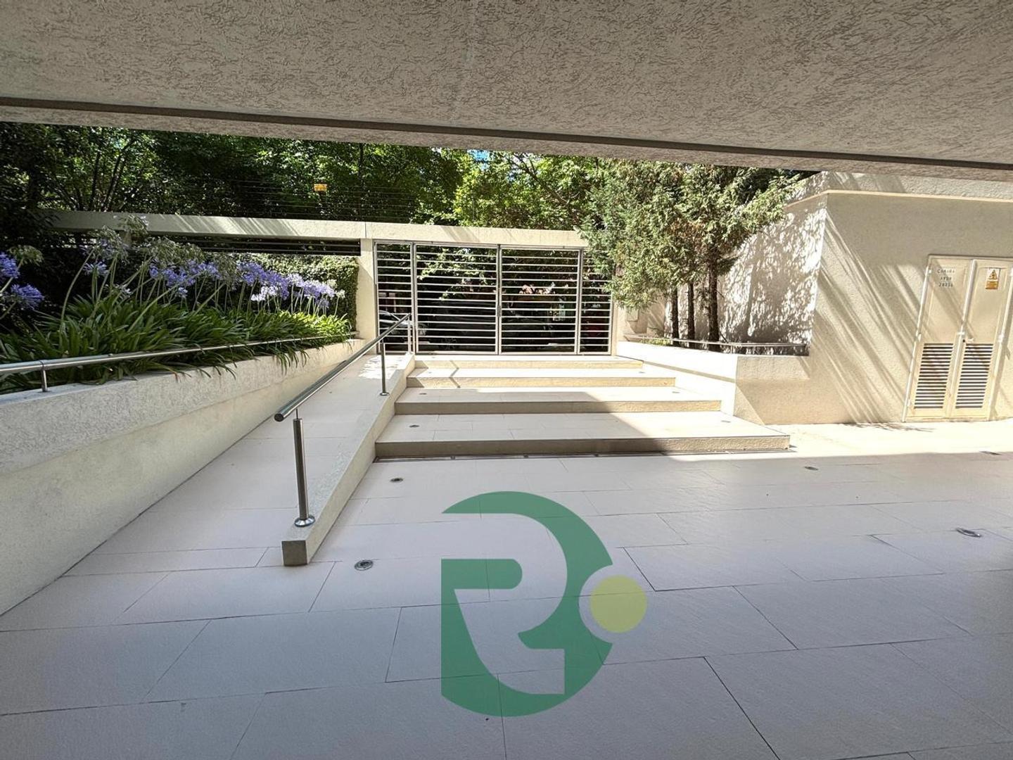 Foto de VENTA DPTO 4 AMB.TERRAZA+QUINCHO.CASTELAR CENTRO, imagen 4