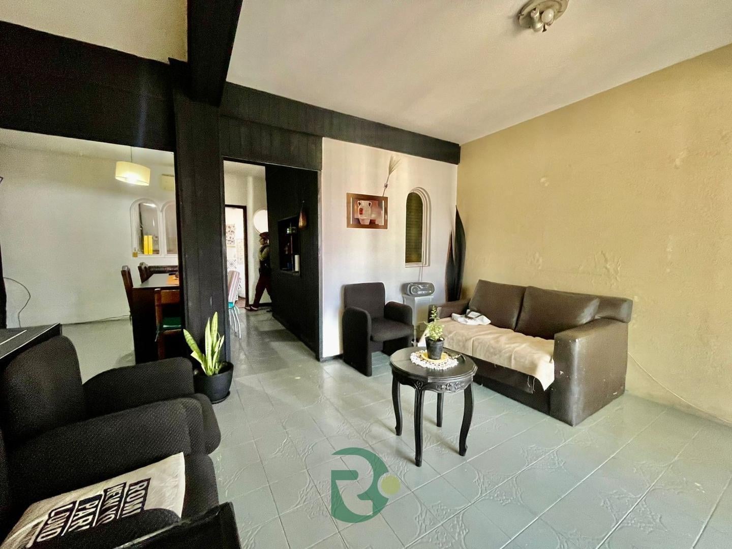 Foto de VENTA CASA 4 AMB CON LOCAL COMERCIAL MORON, imagen 1