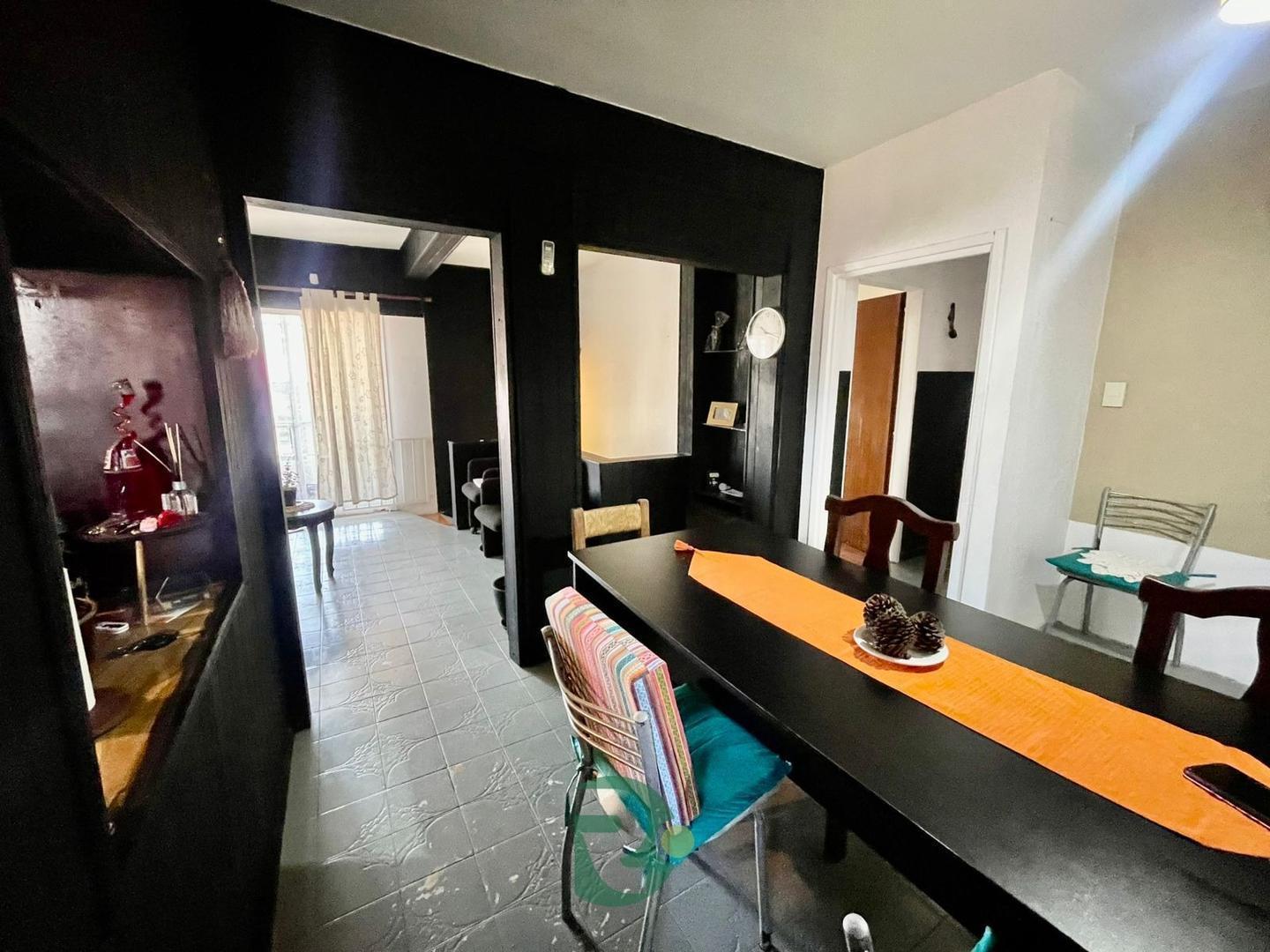 Foto de VENTA CASA 4 AMB CON LOCAL COMERCIAL MORON, imagen 3