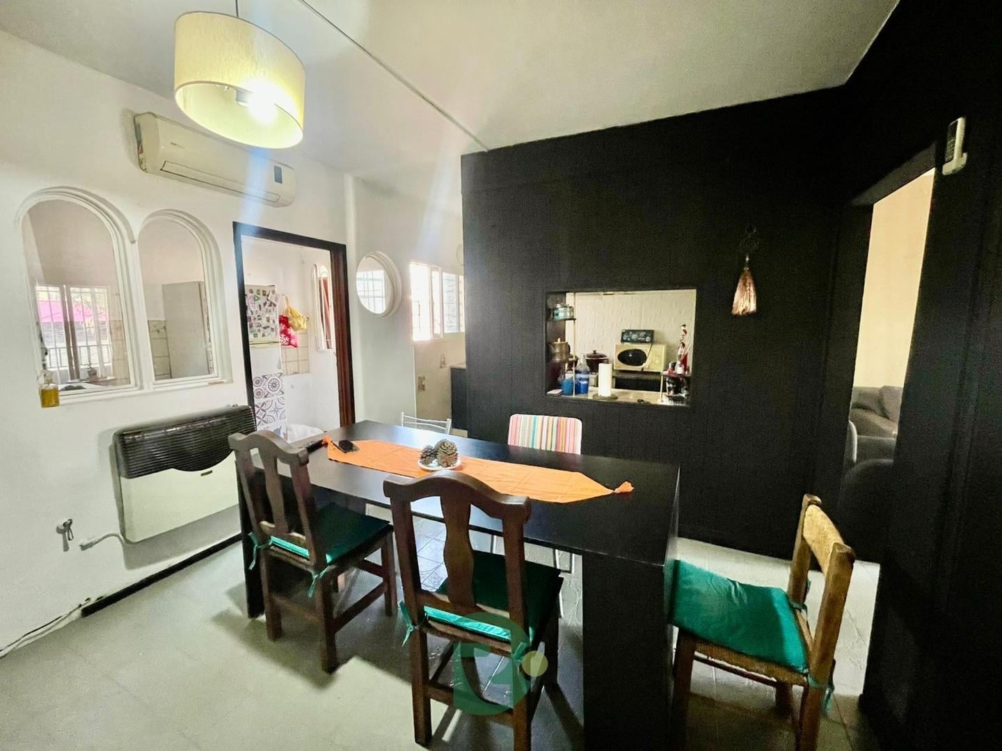 Foto de VENTA CASA 4 AMB CON LOCAL COMERCIAL MORON, imagen 2