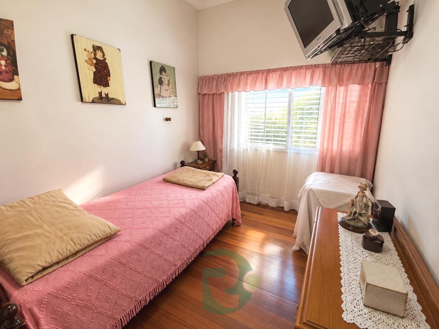 Foto de VENTA CASA 5AMB.QUINCHO.PATIO C/PARR.APTO CRÉDITO.LINIERS, imagen 3
