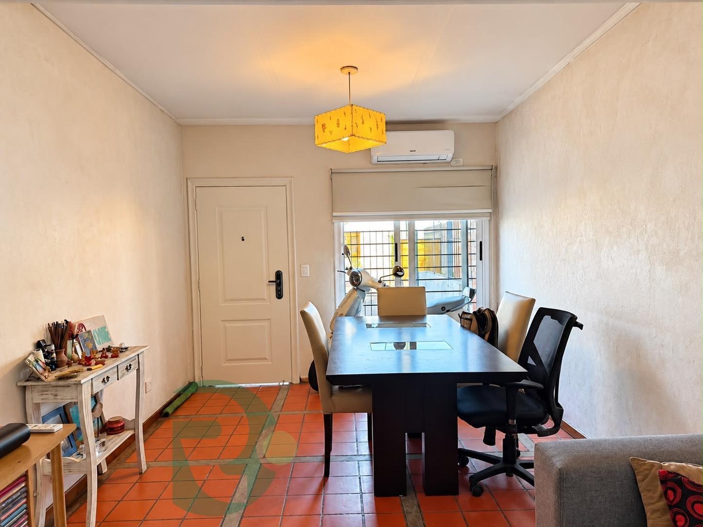 Foto de VENTA DUPLEX 3 AMB, CASTELAR NORTE - APTO CREDITO, imagen 2