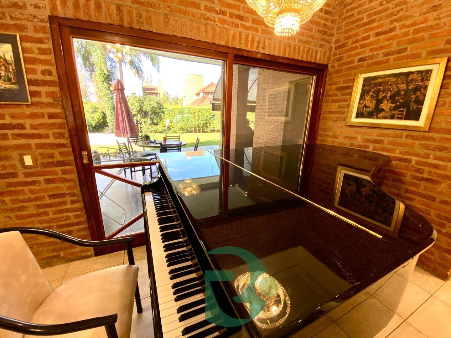 Foto de VENTA CASA 4 AMB CON DEPENDENCIA COUNTRY BANCO PROVINCIA, imagen 5
