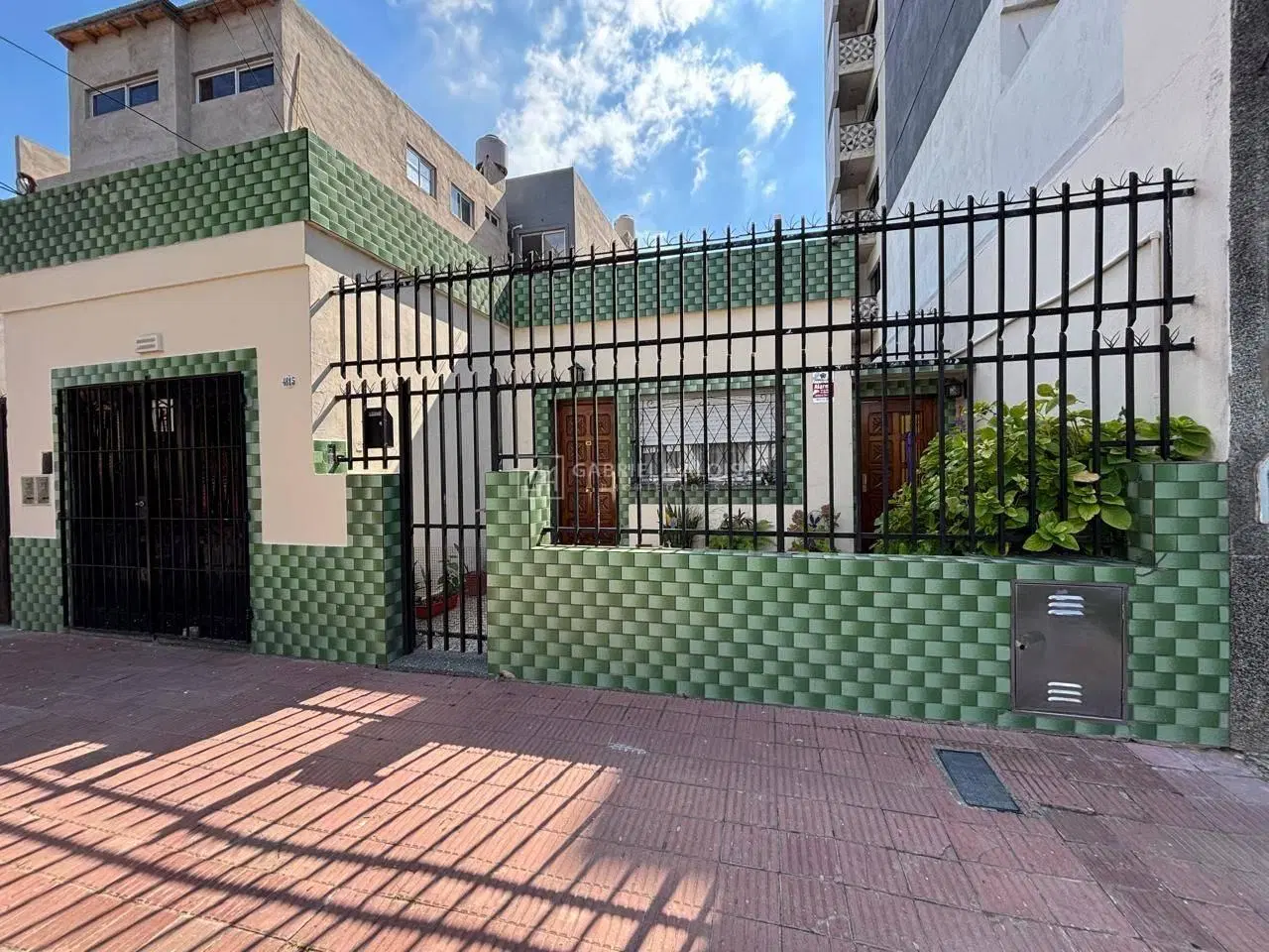 Venta de Casa APTO CRÉDITO 4 Ambientes en Lado Norte, Caseros 1