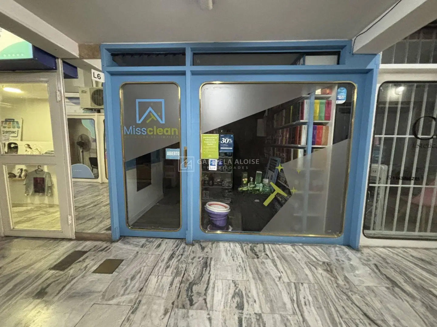 Venta de Local en Caseros, Zona Centro, Tres de Febrero 2