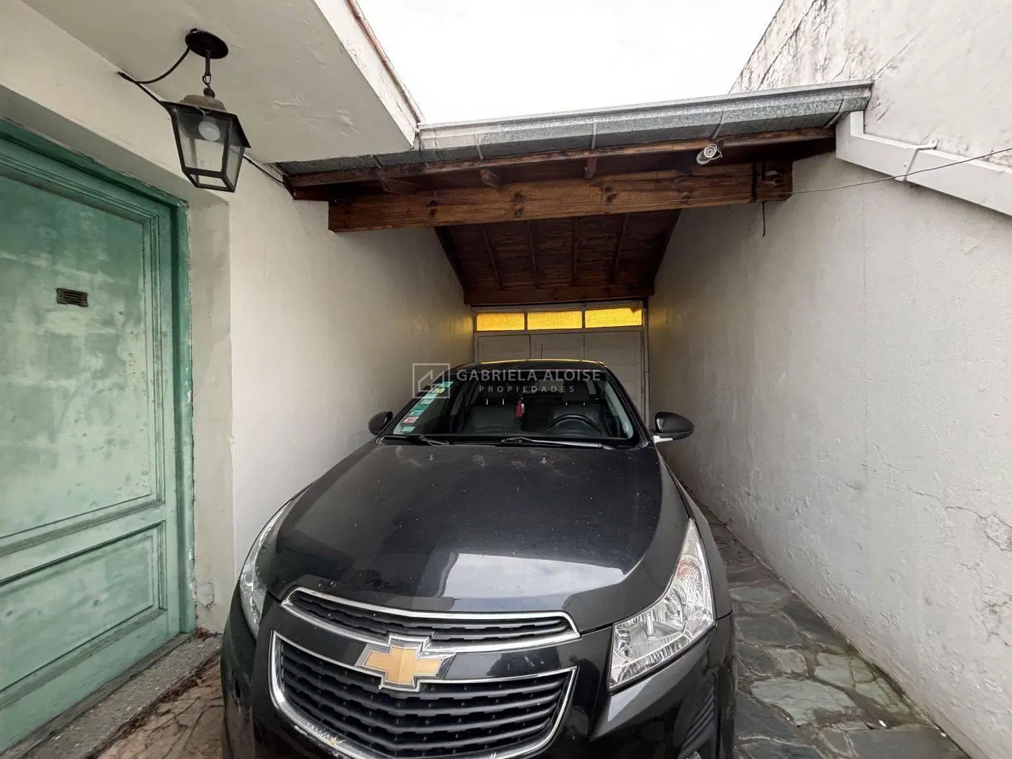 Venta de Casa APTO 2 FAMILIAS con local al frente,  en Lado Norte, Caseros 3