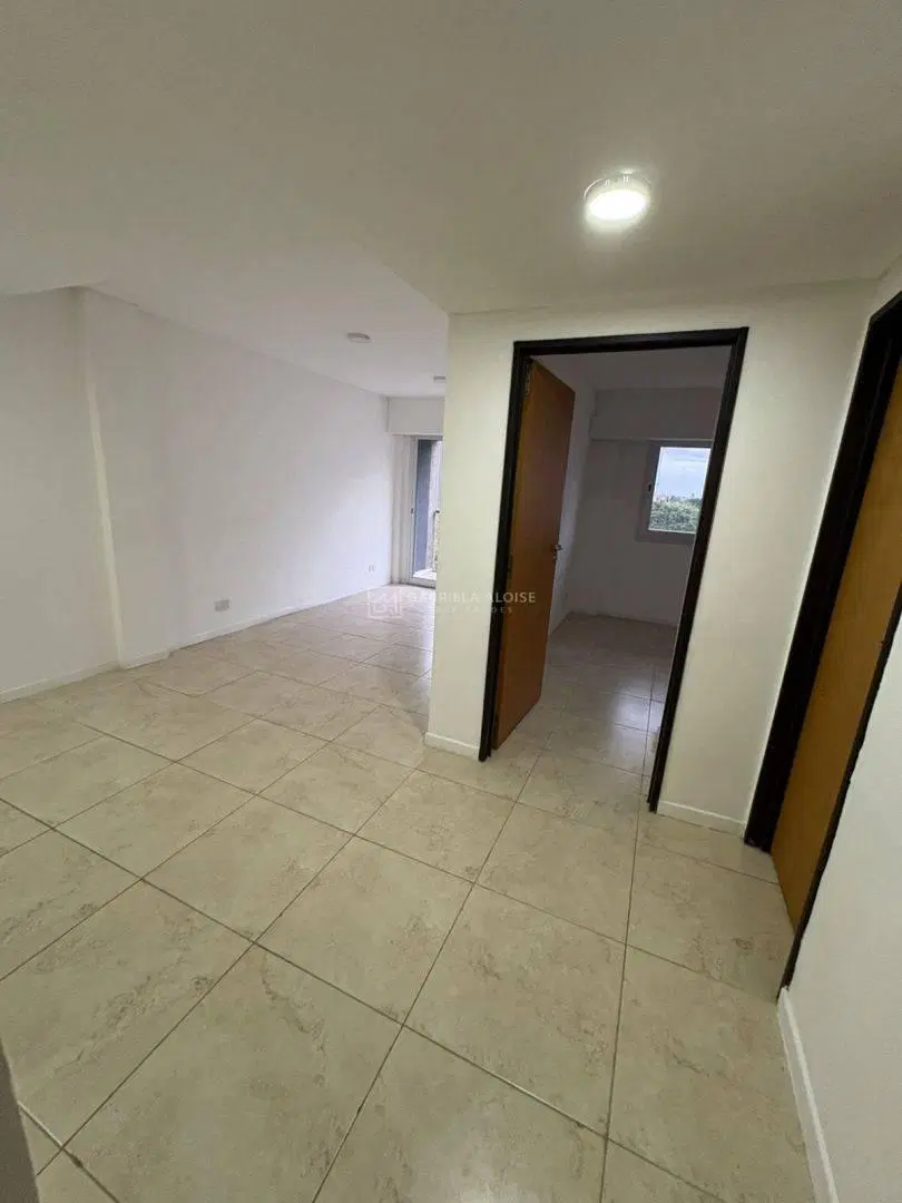 Alquiler de Departamento 2 AMBIENTES CON COCHERA en Caseros, Tres de Febrero 8