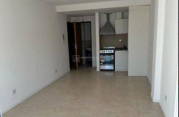 Foto de Alquiler de Departamento MONOAMBIENTE Profesional en Caseros, Tres de, imagen 2