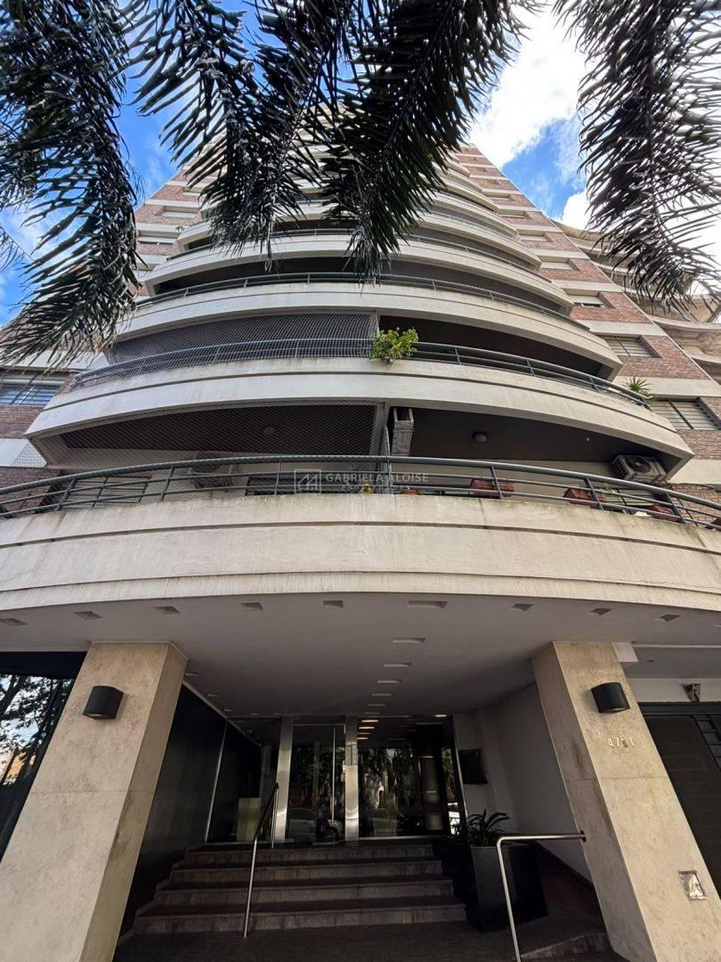 Foto de Venta de Departamento SEMIPISO AL FRENTE 4 ambientes c/ 2 cocheras cub, imagen 3