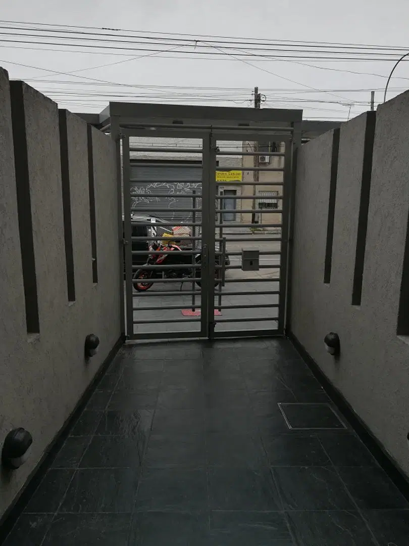 Departamento En Alquiler En Lanús Oeste 5