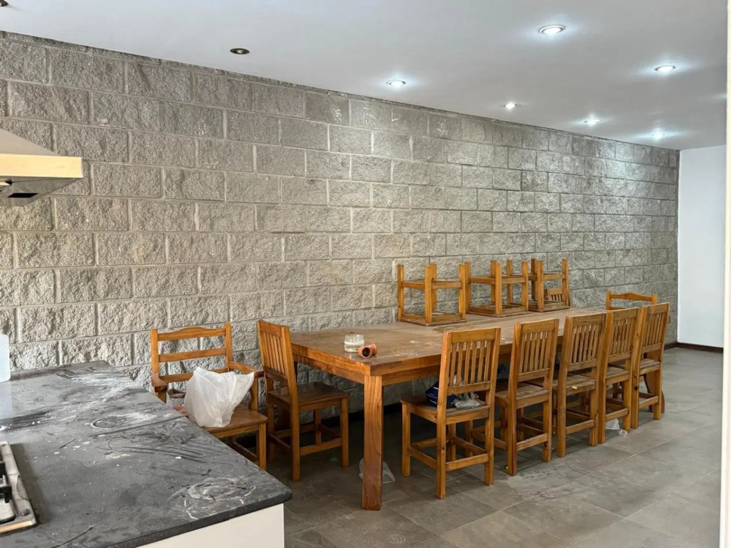 Excelente Casa Muy Amplia Y Con Pileta 8