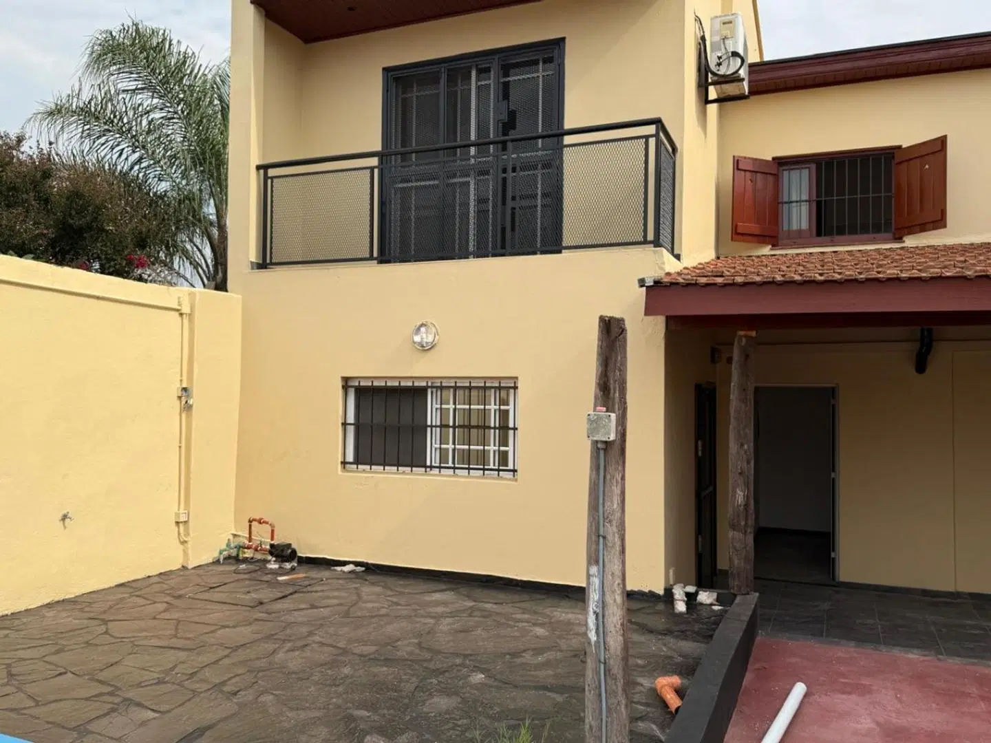 Excelente Casa Muy Amplia Y Con Pileta 3