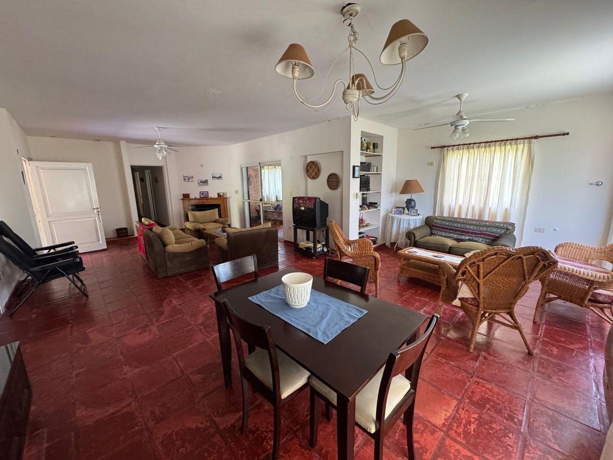 Foto de Hermosa Casa en Raco ! 3.000m2 con Escrituras, imagen 2