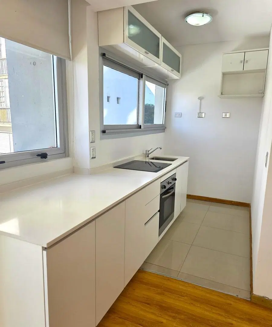 venta, Departamento en Olivos-Vias/Rio, 2 amb., amenities, oportunidad. 4