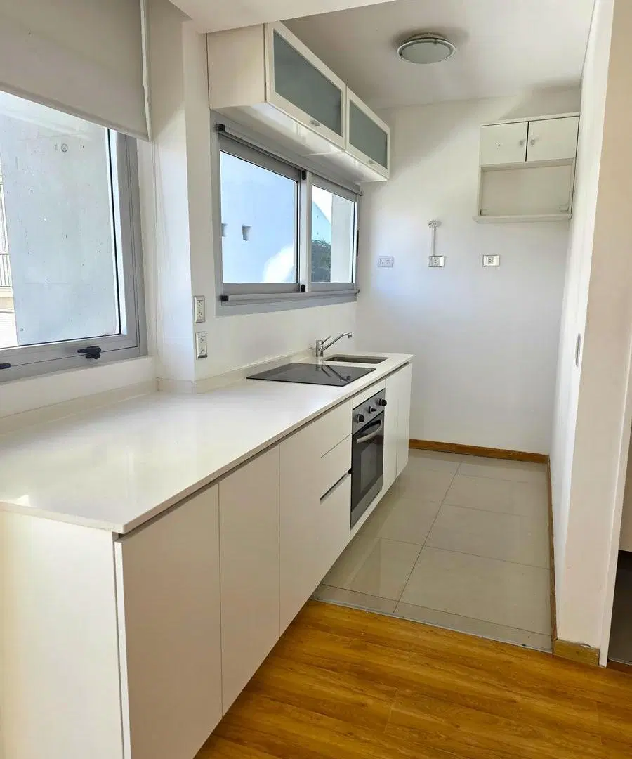 venta, Departamento en Olivos-Vias/Rio, 2 amb., amenities, oportunidad. 3