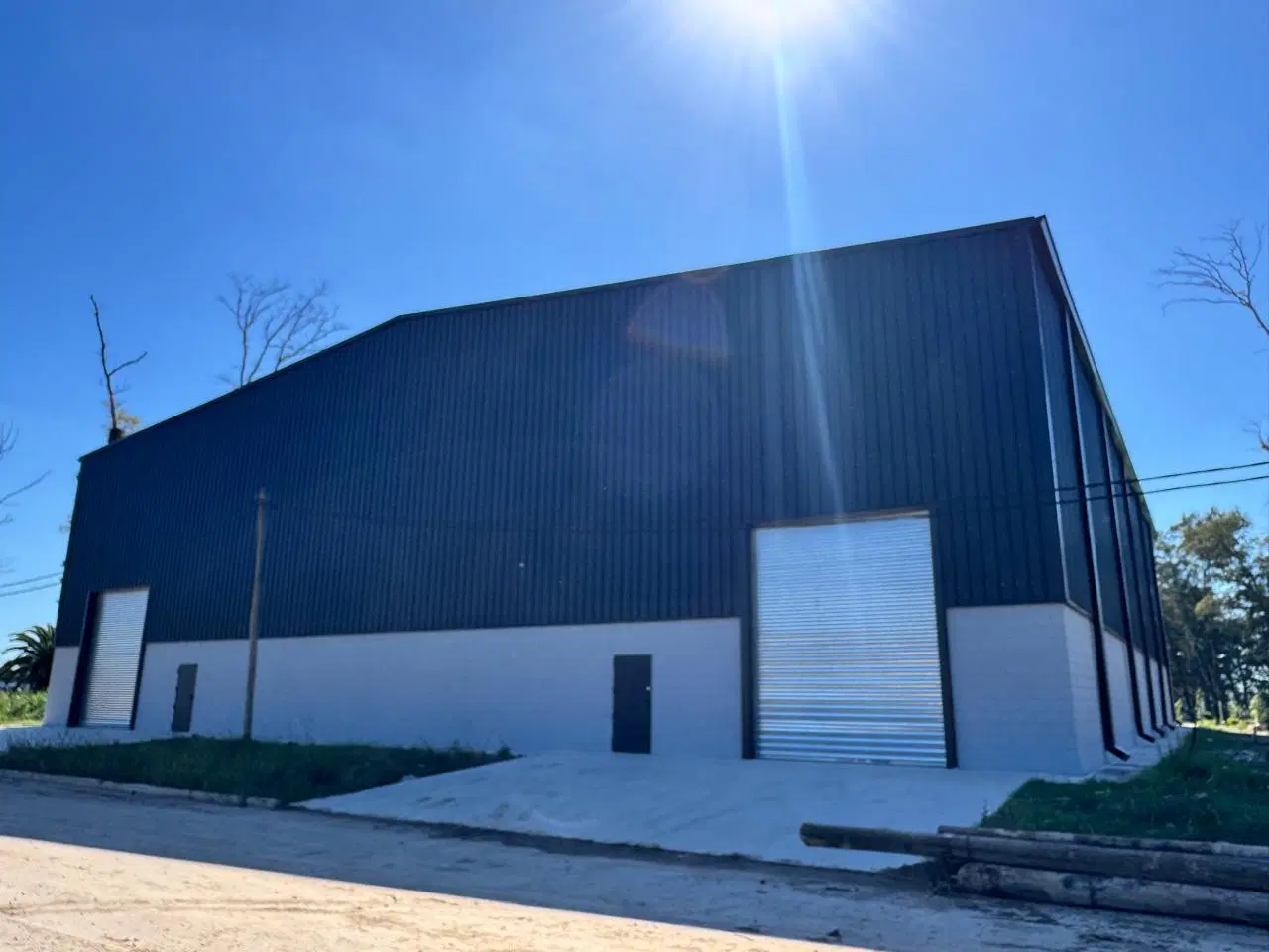 Galpón en venta sobre Camino del Buen Ayre, bajada Debenedetti, San Martín 1