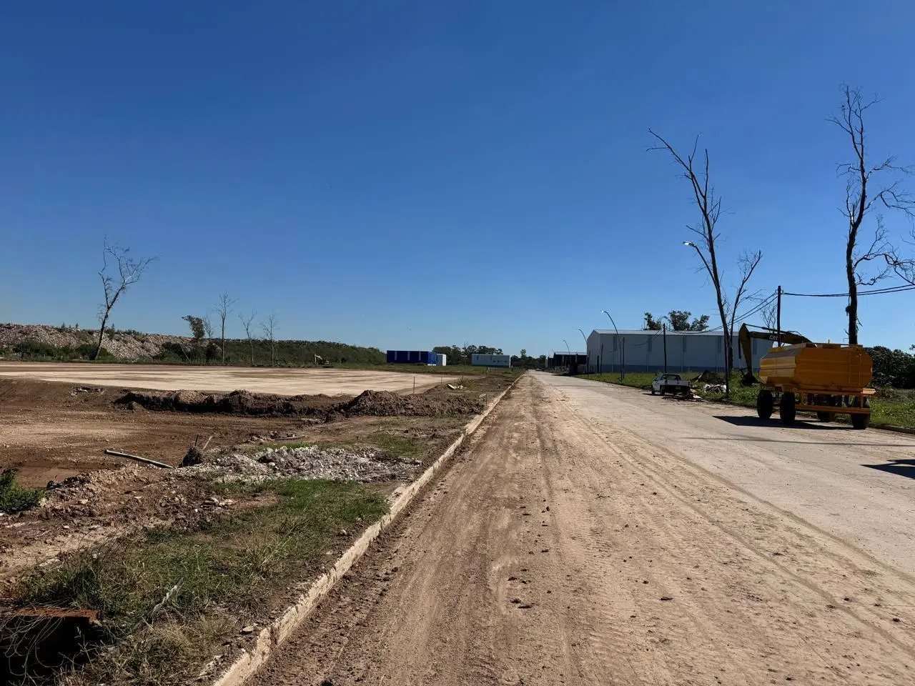 Lote en venta en Parque Industrial sobre Camino del Buen Ayre 4