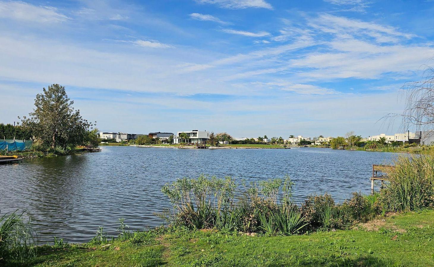 Venta Lote Canton - Islas a la laguna