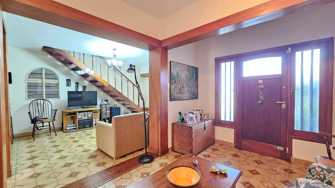 Venta Casa 4 dorm. en Beccar con 2 cocheras, pileta 3