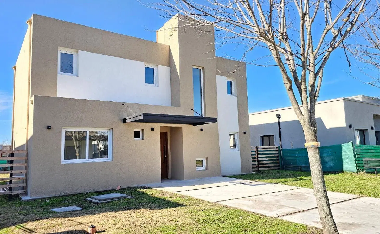 Venta Casa en San Pablo 5amb con sótano lote interno 2