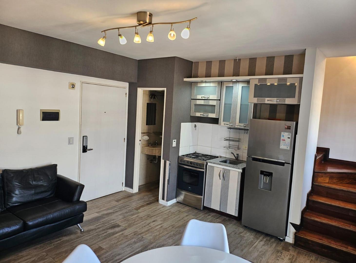 Foto de Venta Departamento Duplex de 2 Amb., imagen 1