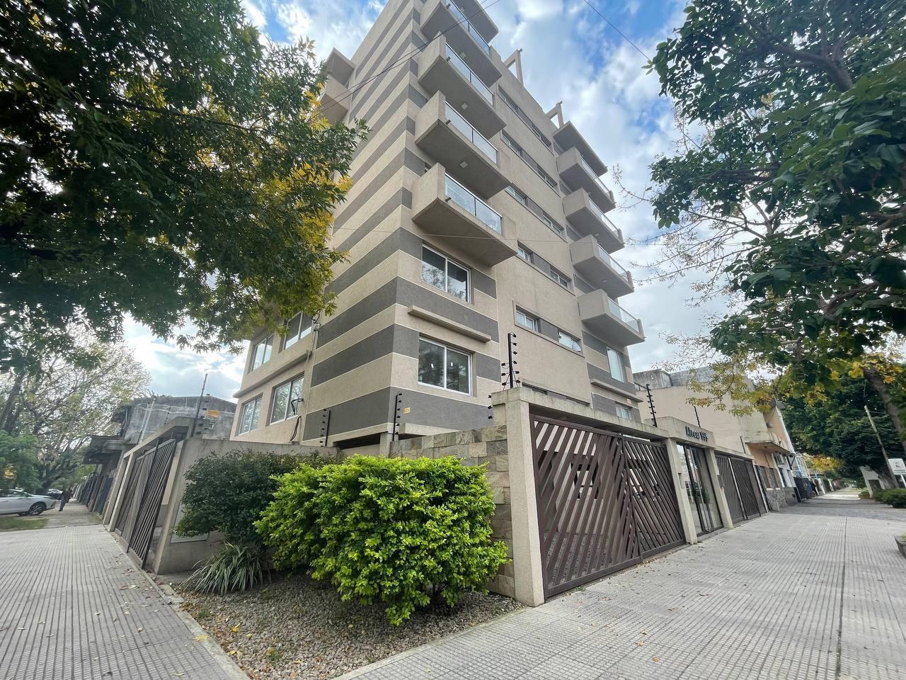 Venta de Departamento 2 ambientes con doble balcon, Ituzaingo Norte!