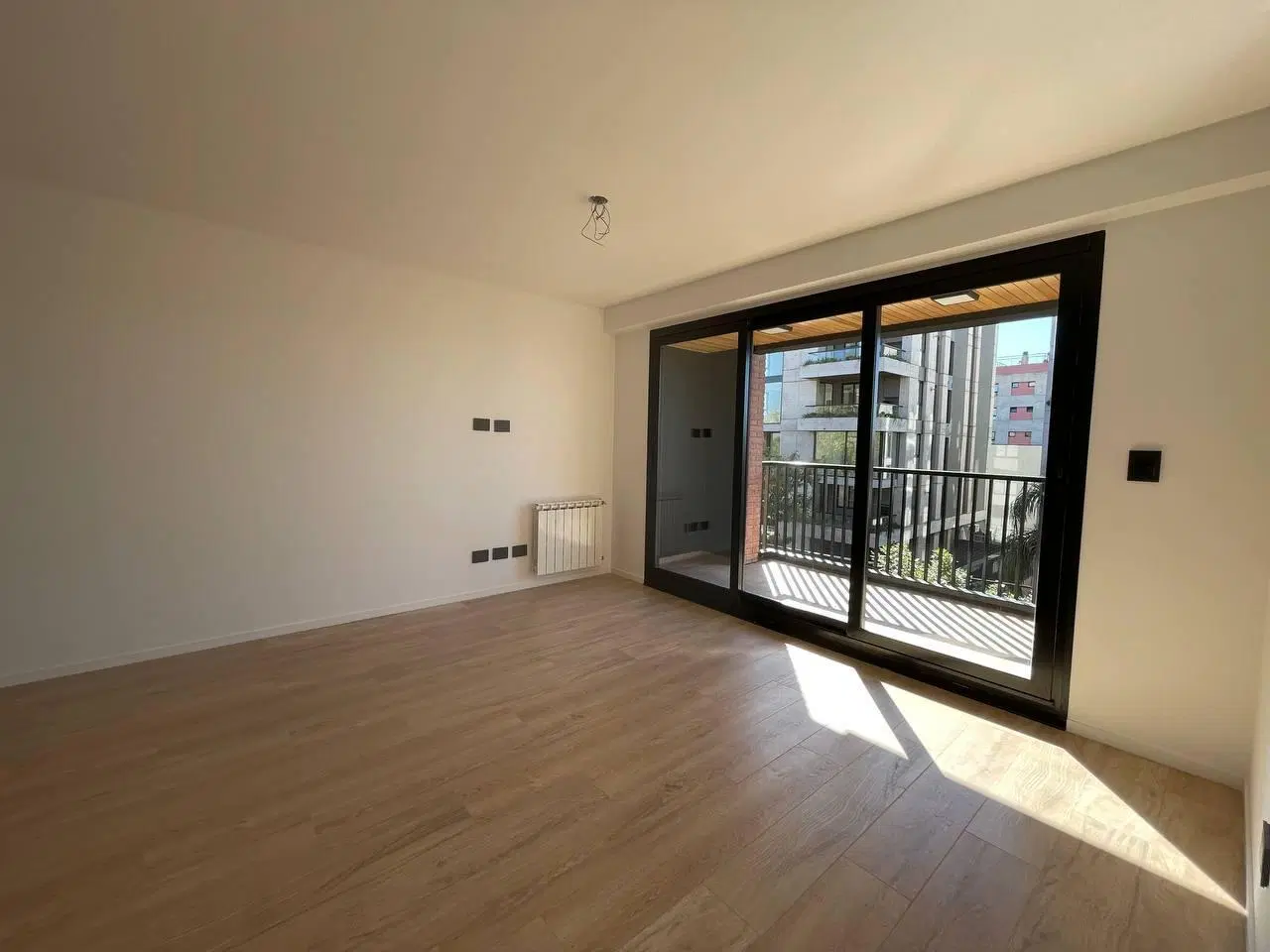 Venta Departamento 3 ambientes con cochera, exclusivo edificio BRICKHOUSE, Ituzaingo Norte! 4