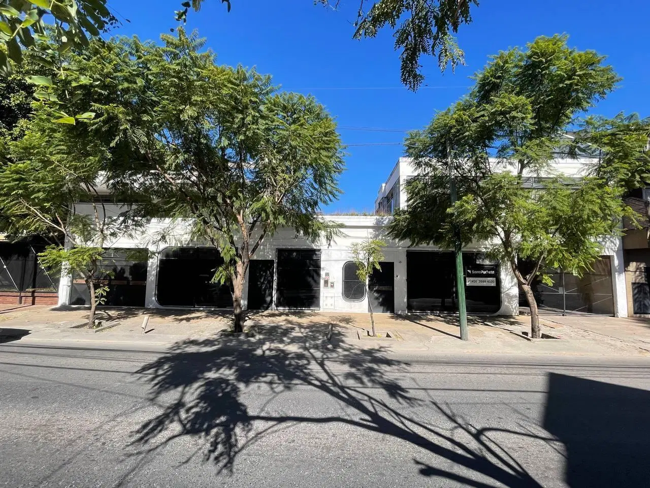 Venta local con casa 4 ambientes sobre lote de 978m2, zona Ituzaingo Norte! 3