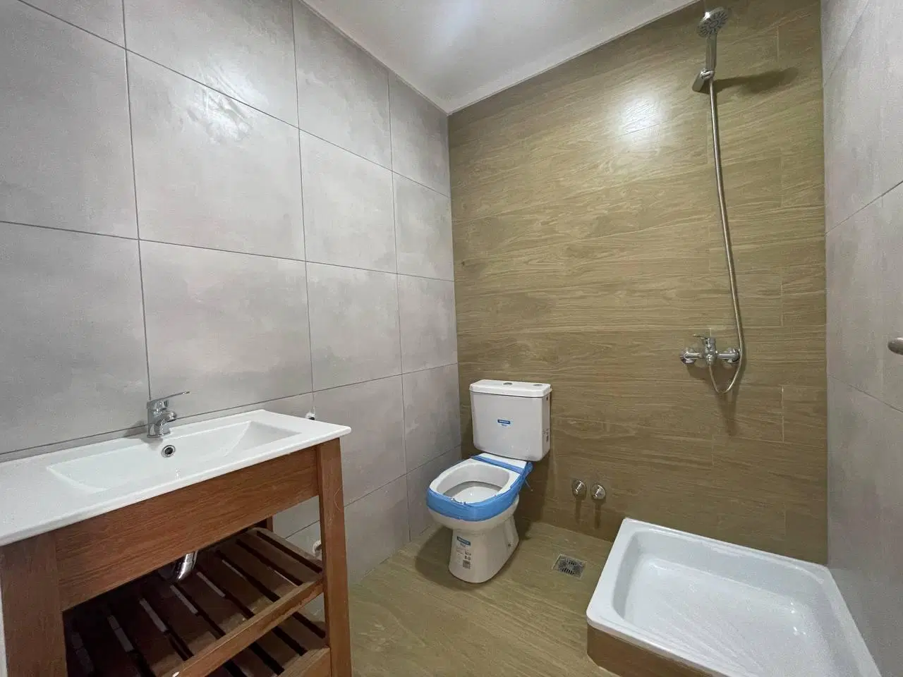 Venta PH 3 ambientes a Estrenar, proximo a la estación Castelar Sur! 2