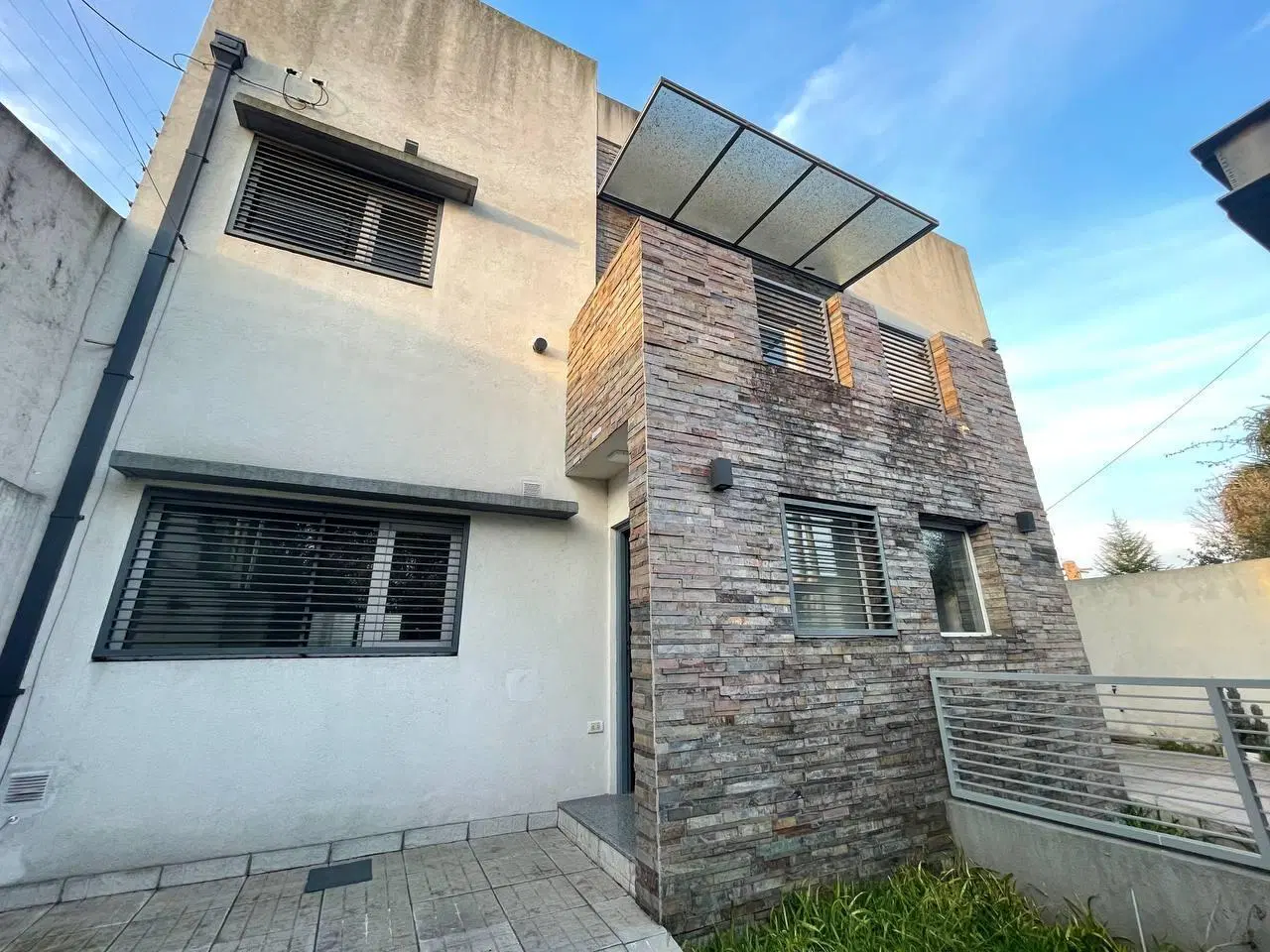 Excelente Duplex 4 ambientes, a solo 5 cuadras de la Estacion Padua Norte! 5