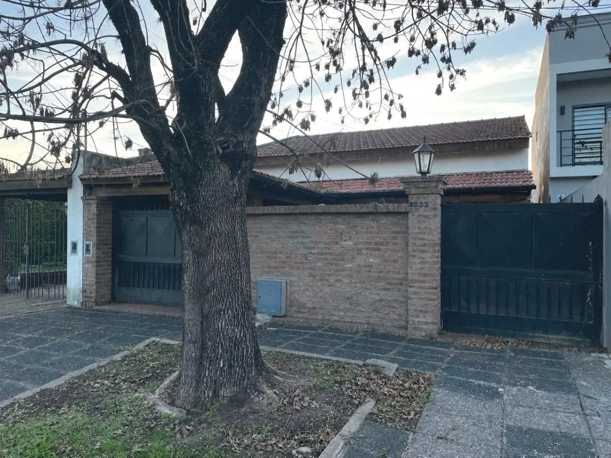 Venta Chalet 3 amb. con cochera, Ituzaingo Sur 1