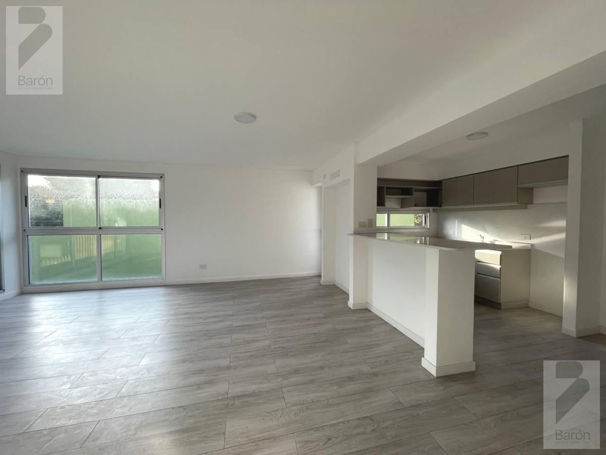 Foto de En venta Departamento 4 ambientes a estrenar con cochera, Ituzaingo, imagen 2