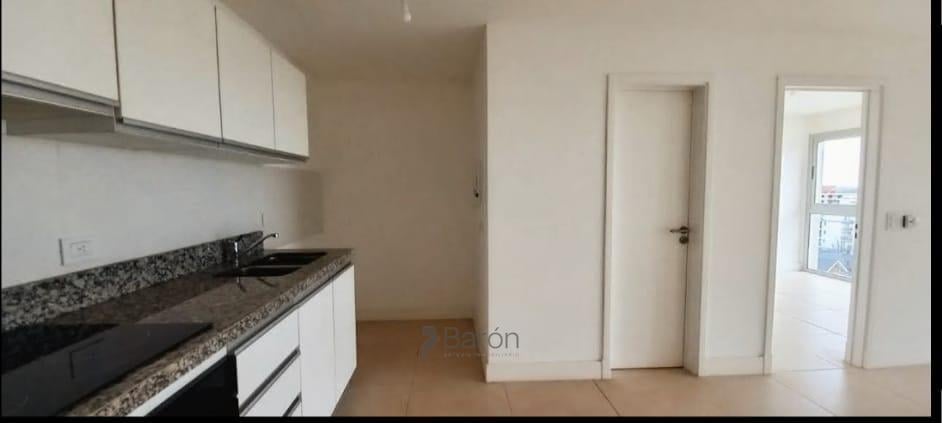 Foto de En venta Departamento monoambiente dividido con balcon, Ituzaingo Norte!, imagen 4