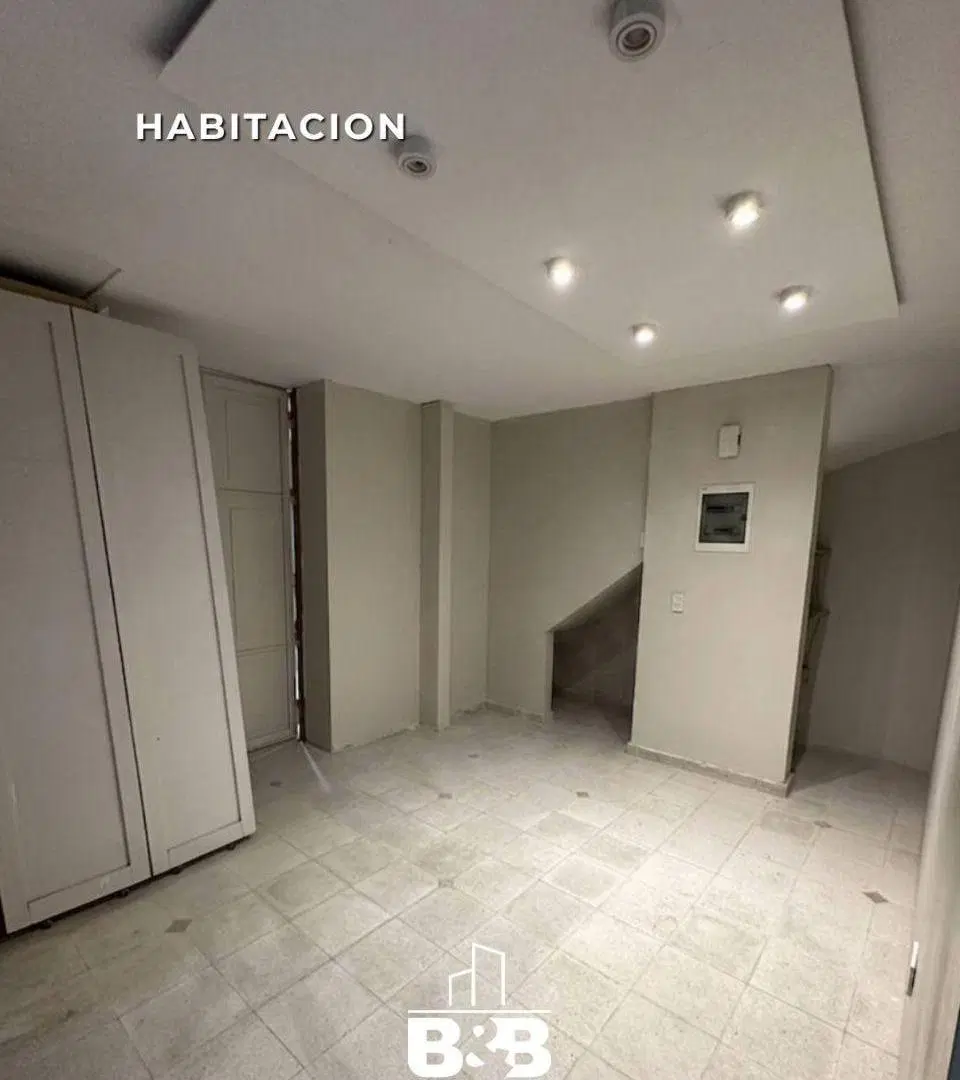 Departamento de 35 m2 con 1 dormitorio en alquiler en Camba Cuá 5