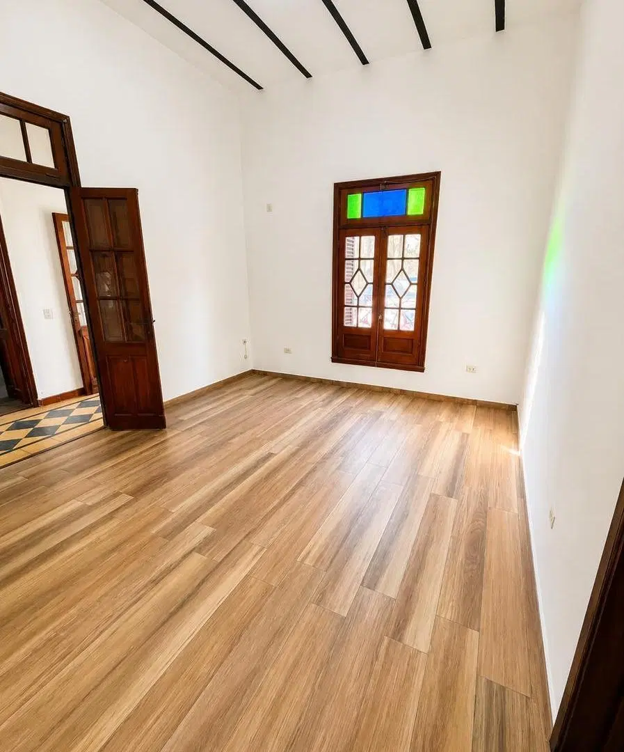 CASA PARA ALQUILER INSTITUCIONAL EN EL CENTRO DE FUNES 5