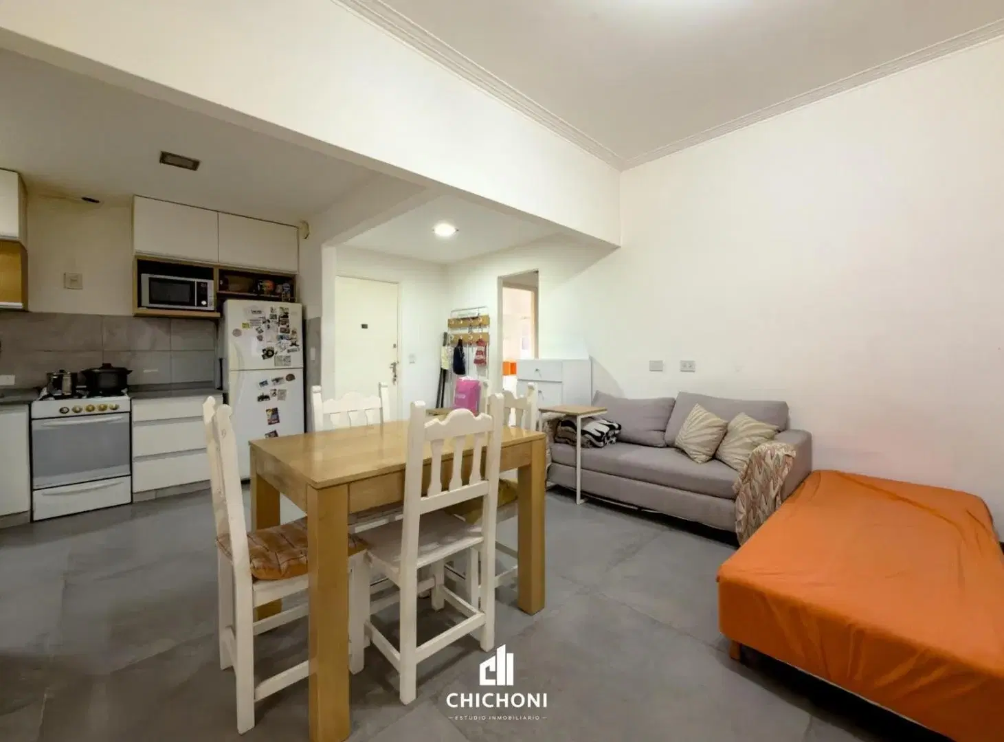 Venta - Departamento 3 ambientes en Planta Baja - Patio - La Perla 2