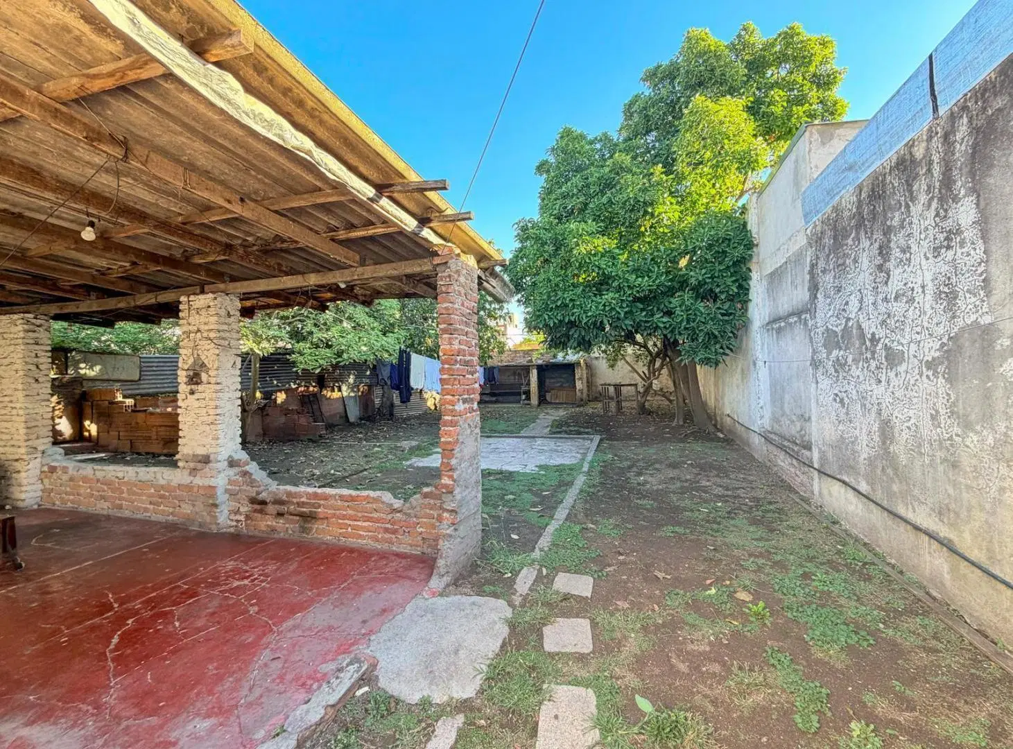 Venta - Casa a reciclar - Apto desarrollo R4 5