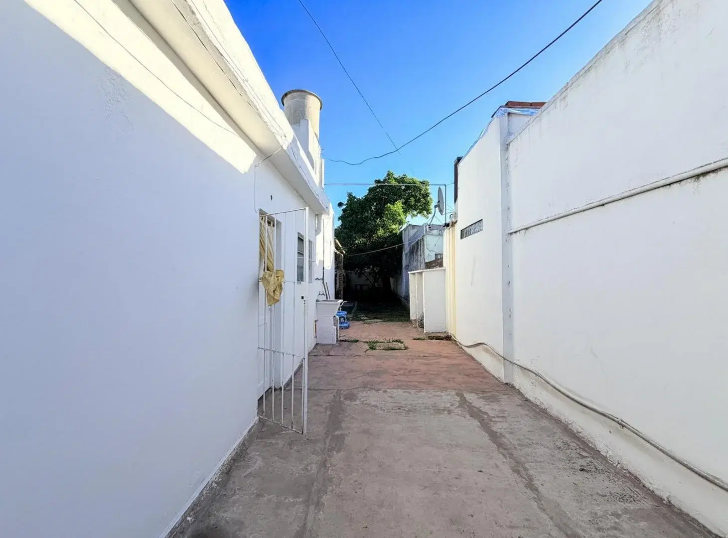 Venta - Casa a reciclar - Apto desarrollo R4 3