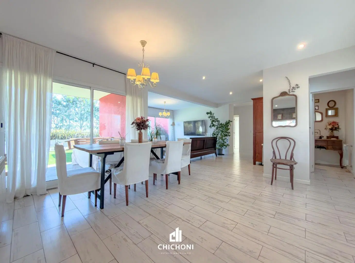 Venta - Casa 4 Ambientes - Parque con Piscina - Galería con Parrilla - Tierras del Mar 5