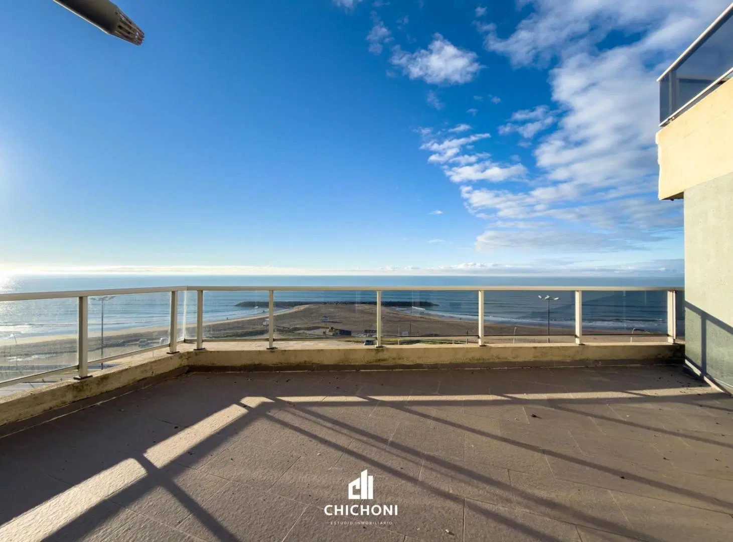 Venta - Departamento 2 Ambientes a Estrenar - Gran Terraza Frente al Mar - Zona Constitución 3